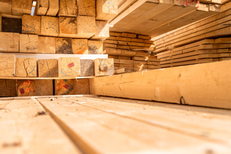 Что такое безусадочный брус?